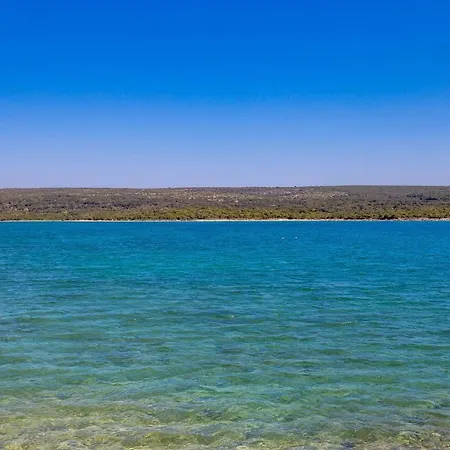 In Pinewood Near The Sea Appartamento Nerezine